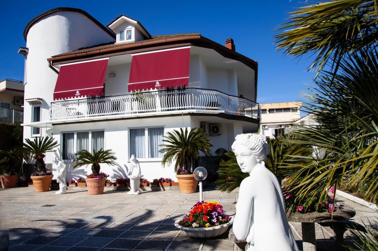 Hotel Ibisco Suites & Relax Pozzuoli Exteriér fotografie
